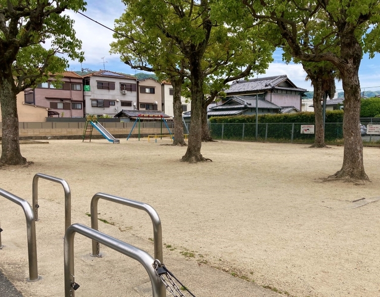 旭町児童遊園　正面