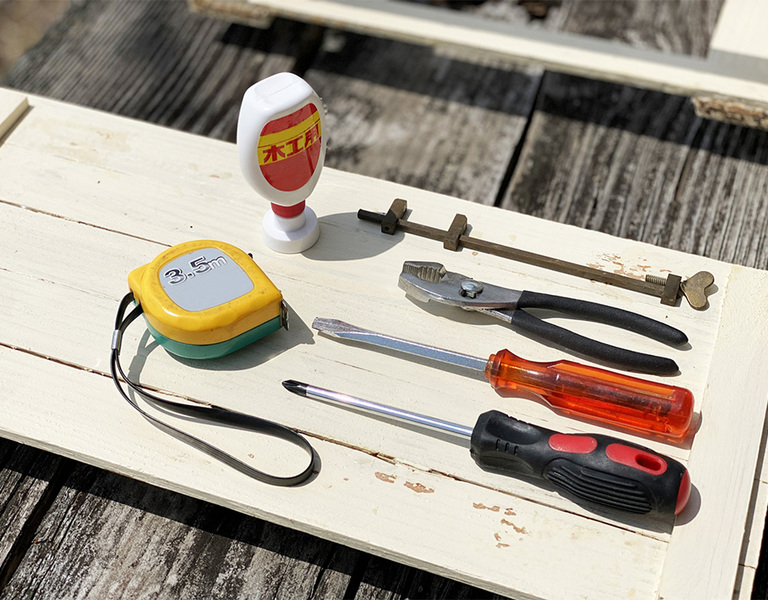 本棚のDIYは意外と簡単！必要な準備と失敗知らずのコツまとめ