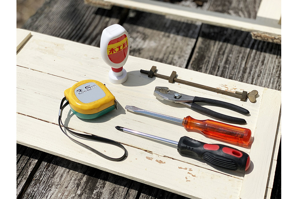 本棚のDIYは意外と簡単！必要な準備と失敗知らずのコツまとめ