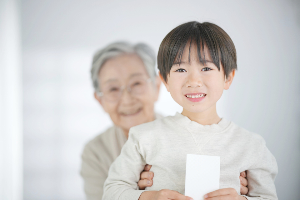お孫さんとおばあちゃん
