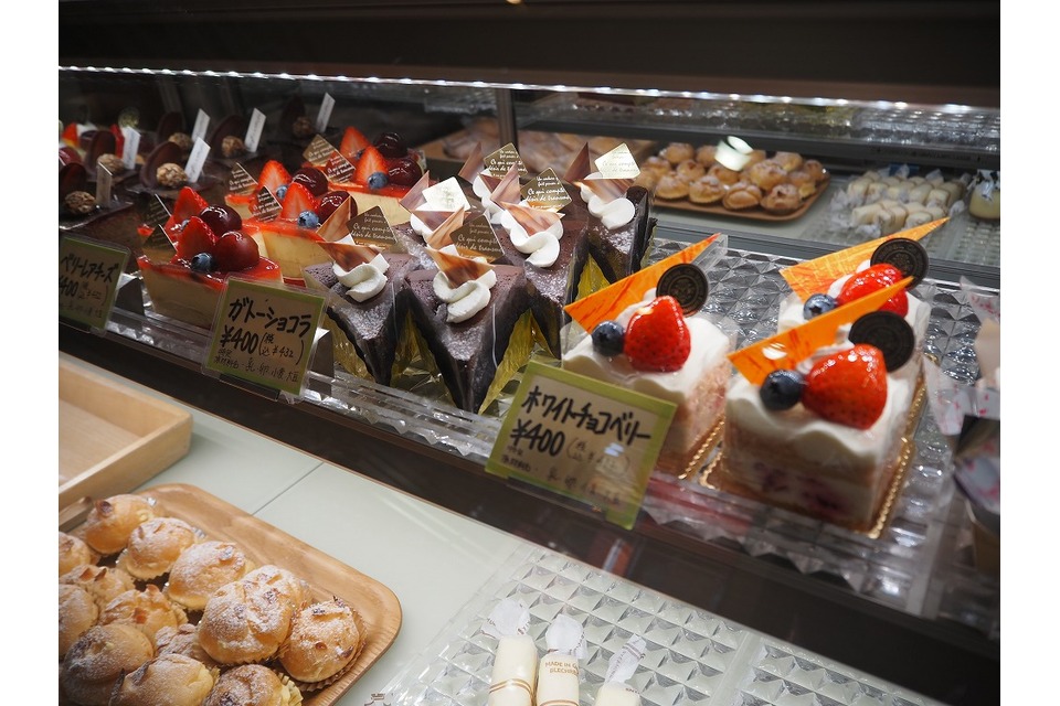 ベリーの乗ったケーキ