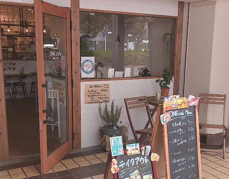 ONE_Cafe_01